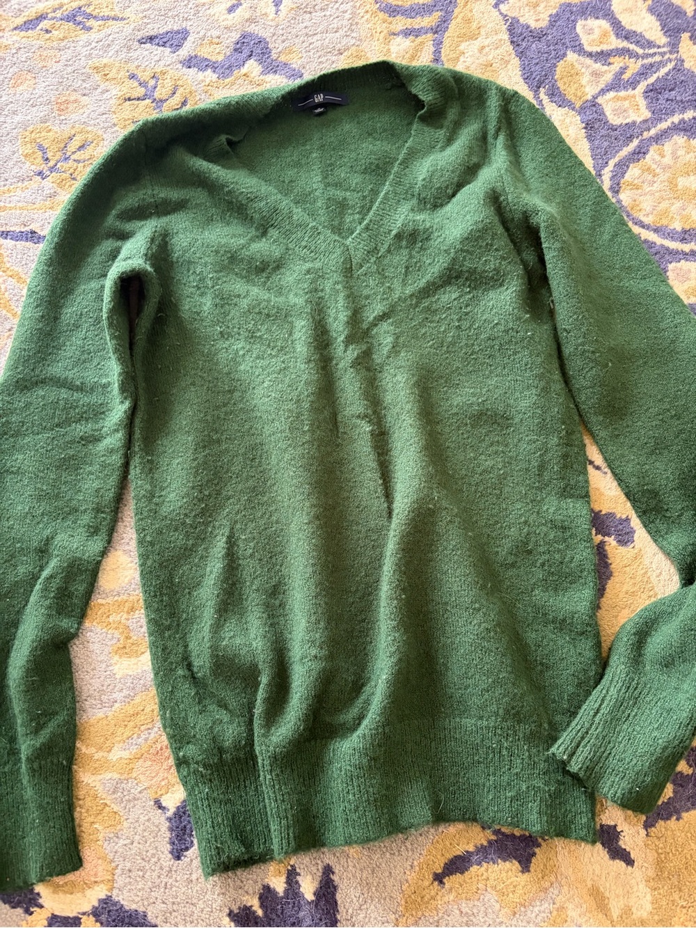 GAP 2000s Green V-Neck Sweater